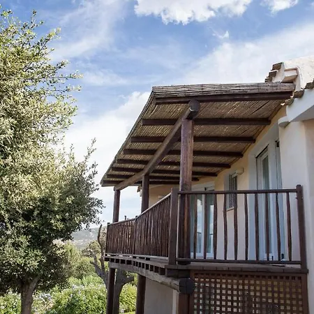 Вилла Sleeps 11 With Pool And Air Con