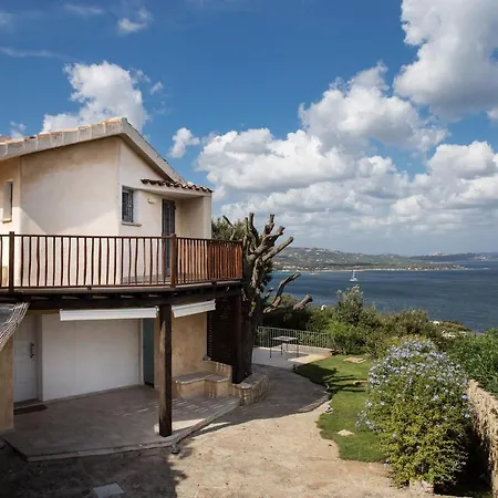 Sleeps 11 With Pool And Air Con Cala Bitta